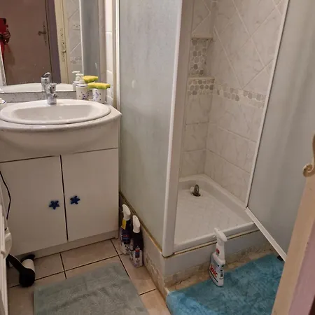 Lumineuse Dans Pinede Calme Et Reposante Location Du Dimanche Au Dimanche Agde